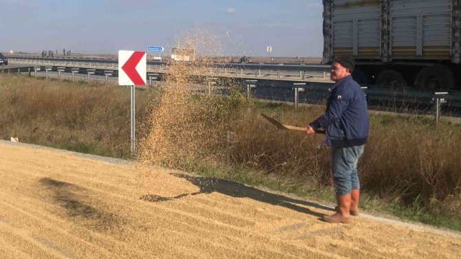Duble Yol, Köylülerin Çeltik Kurutma Sahası Oldu