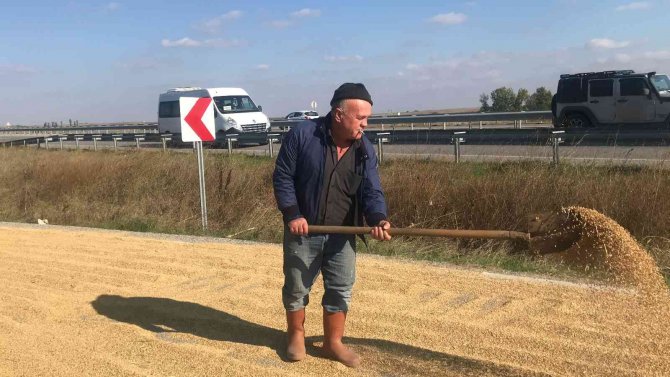 Duble Yol, Köylülerin Çeltik Kurutma Sahası Oldu
