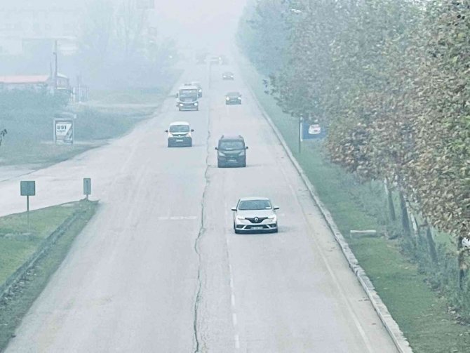 Düzce’de Sis Etkili Oluyor