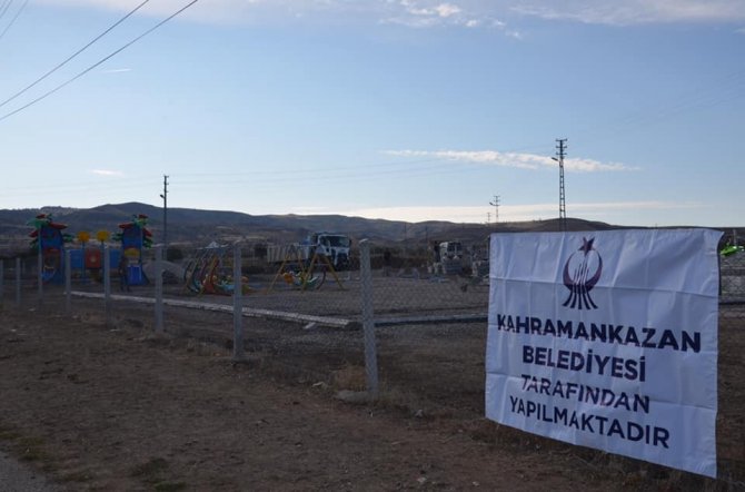 Köylerde Kilitli Parke Taşı Seferberliği Sürüyor