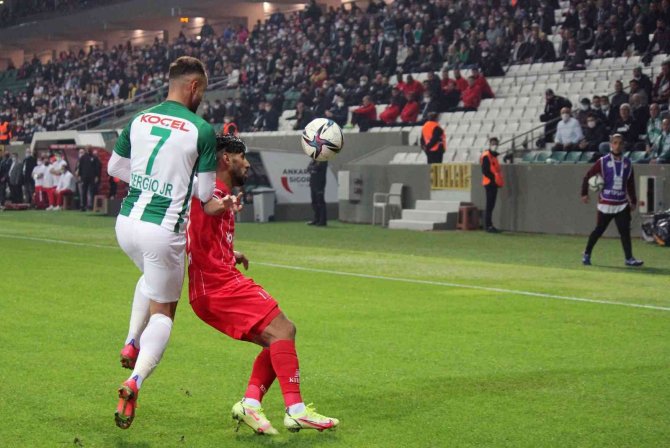 Spor Toto Süper Lig: Gzt Giresunspor: 1 - Fraport Tav Antalyaspor: 2 (Maç Sonucu)