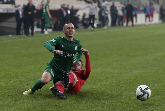 Spor Toto 1. Lig: Bursaspor: 2 - Ankara Keçiörengücü: 0
