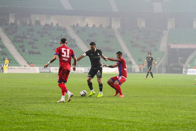 Tff 2. Lig: Sakaryaspor: 4 - Niğde Anadolu Fk: 0