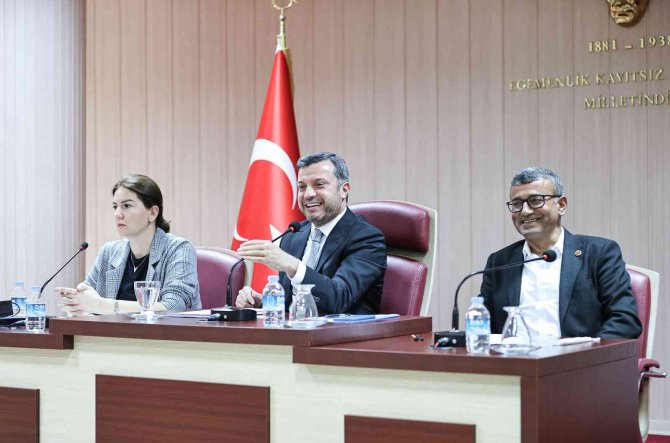 Yüreğir Belediyesinin 2022 Bütçesi Kabul Edildi