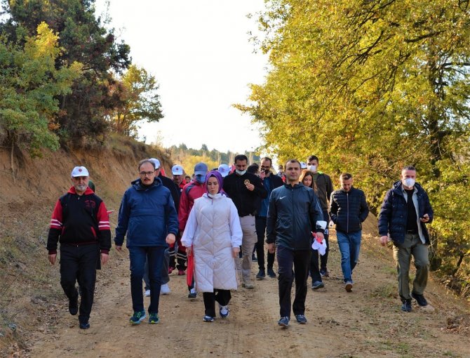 Bilecik’te ‘Doğa Ve Foto Safari’ Yürüyüşü Gerçekleştirildi
