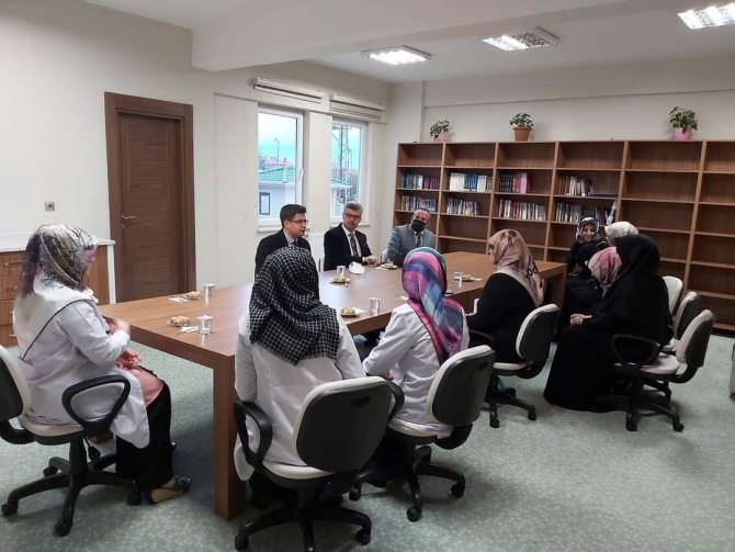 Kaymakam Düzgün, İ̇lim Ve Kültür Merkezi’ne Ziyaret