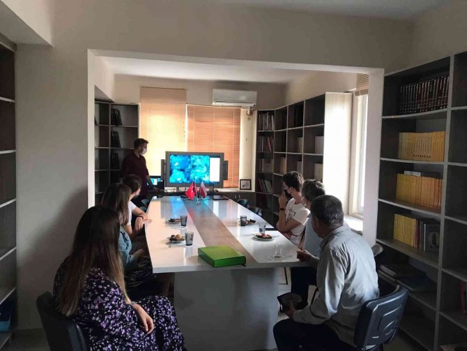 Polonya Büyükelçisi Gumieniczek, Kemer Sualtı Arkeolojisi Araştırma Merkezi’nde