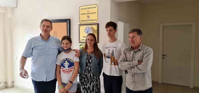 Polonya Büyükelçisi Gumieniczek, Kemer Sualtı Arkeolojisi Araştırma Merkezi’nde