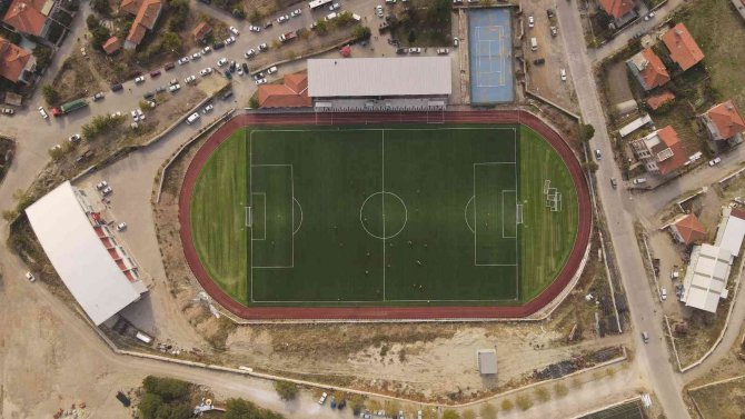 Atatürk Stadının Açılış Maçında Kazanan Sındırgı Belediyespor