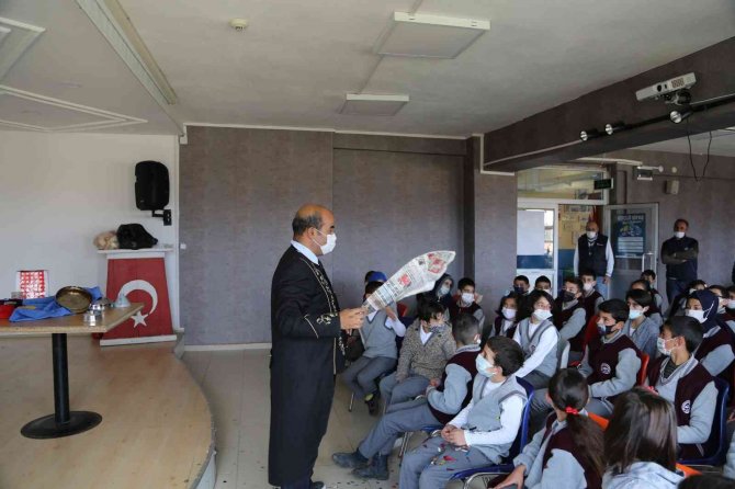 Öğrencilere İllüzyon Gösterisi