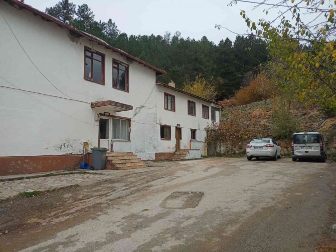 Tarihi Babas Kaplıcası 2 Yılın Ardından Yeniden Açıldı