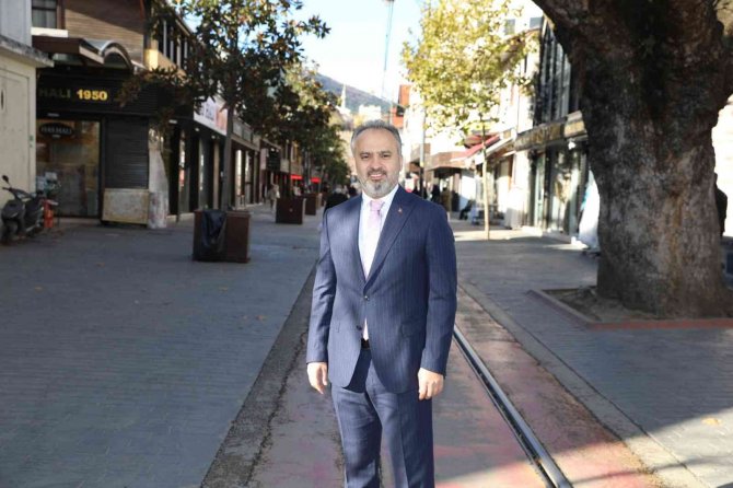 Tarihin Önündeki Engeller Kalkıyor