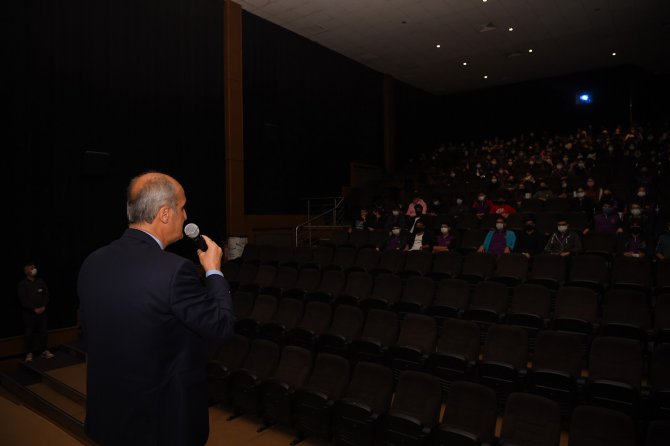 Kahramanmaraş’ta Öğrenciler "Akif"i İzledi