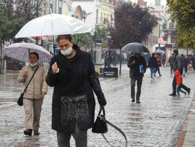 Edirne’de Sağanak Etkili Oldu