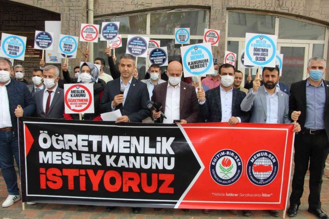Eğitim Bir Sen’den Öğretmenlik Meslek Kanunu Talebi