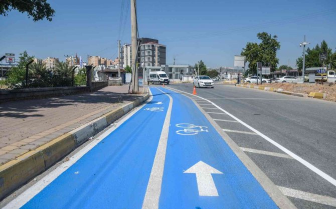 Kepez’e 11 Bin 80 Metrelik Bisiklet Yolu Yapıldı