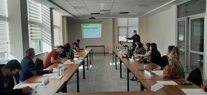 Polis Memurlarına İlk Yardım Eğitimi