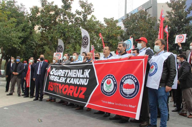 Öğretmenler 24 Kasım’da Müjde Bekliyor