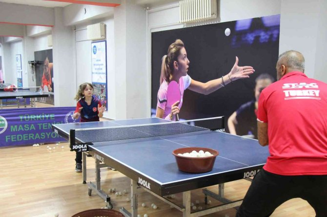 Real Mardin’in En Küçük Sporcusu Ecrin Milli Takıma Seçildi