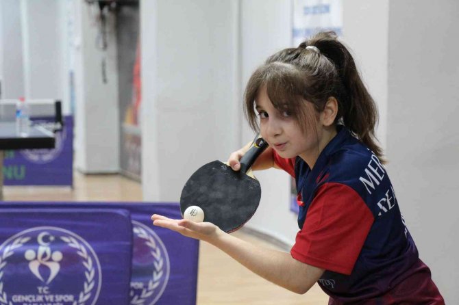 Real Mardin’in En Küçük Sporcusu Ecrin Milli Takıma Seçildi