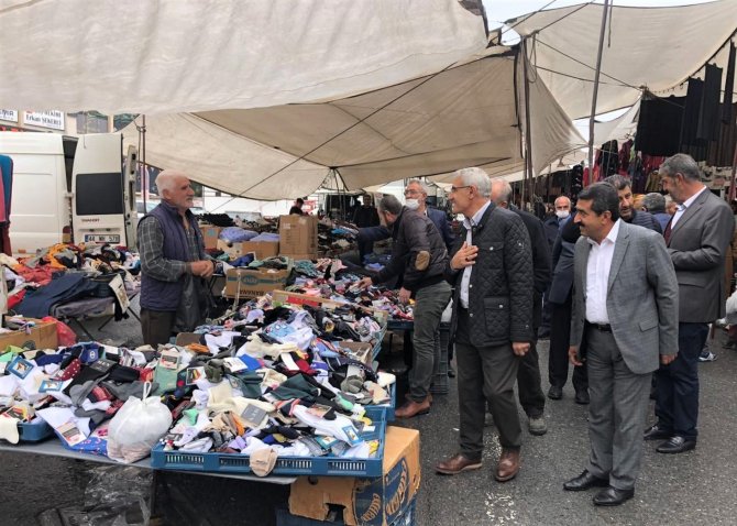 Başkan Güder, Pazarcı Esnaflarını Ziyaret Etti