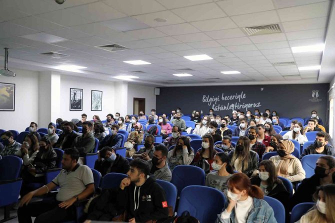 Subü’den Öğrencilere Erasmus Bilgilendirmesi