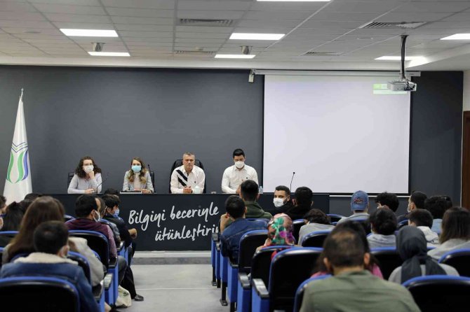 Subü’den Öğrencilere Erasmus Bilgilendirmesi