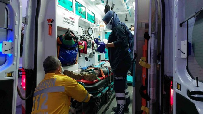 Samsun’da Kazada Motosiklette Bulunan 2 Kişi Ağır Yaralandı