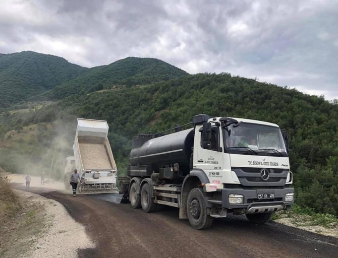 Sinop’ta 230 Km Köy Yoluna Asfalt