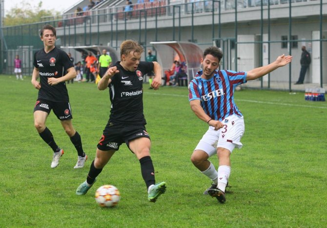Uefa Gençlik Ligi: Trabzonspor : 2 - Fc Midtjylland: 5