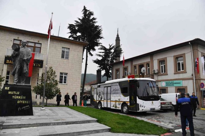 Vetbüs İle Sokak Hayvanları Daha Sağlıklı