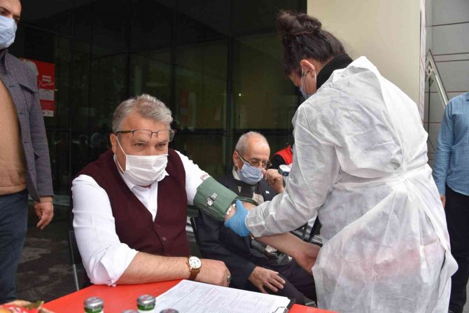 Yunusemre Personelinden Kan Bağışına Destek