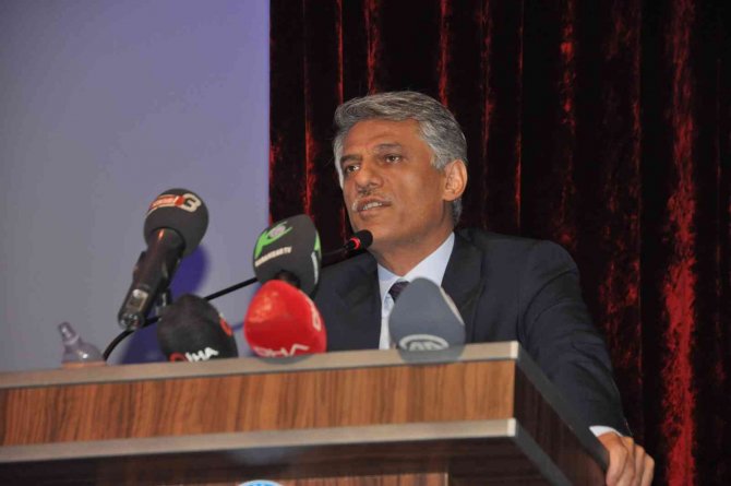 Alpaslan, Üniversitelerin Şehirler İçin Önemine Dikkat Çekerek: