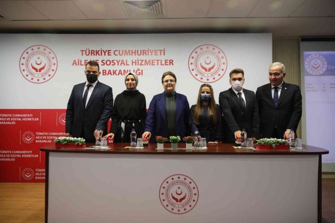 Devlet Korumasındaki Bin 50 Genç Kamu Kurum Ve Kuruluşlarına Yerleştirildi