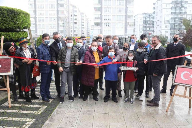 Atakum’da ‘Özel’ Sergi