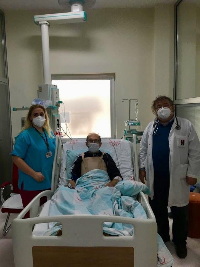 Bandırma Eğitim Ve Araştırma Hastanesinde İlk Defa Aort Diseksiyonu Ameliyatı Yapıldı.