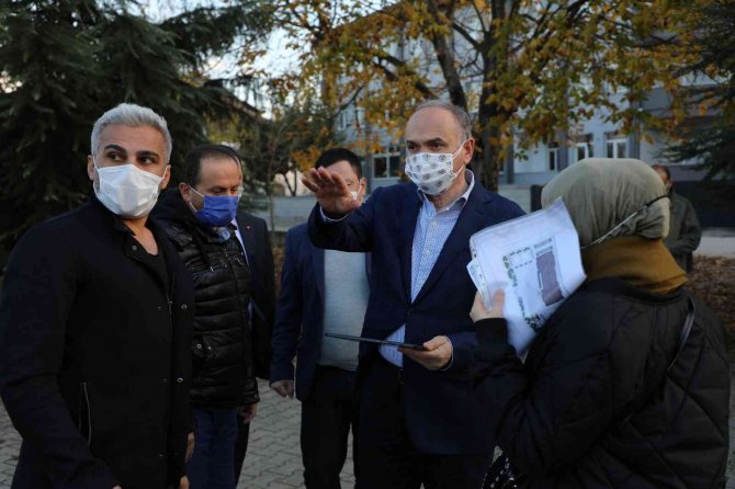 Yeni Okulun Temel Kazma Çalışmaları Başladı