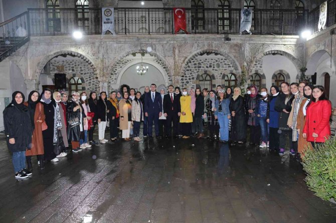 Bitlisli Kadınlar Şehri Nuh’ta Buluştu