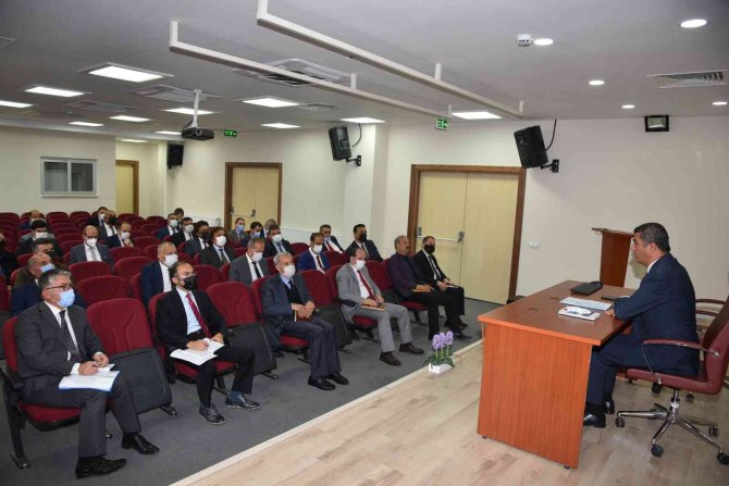 Milli Eğitim Müdürleri Eğitim Öğretim Yılı Çalışmalarını Değerlendirdi