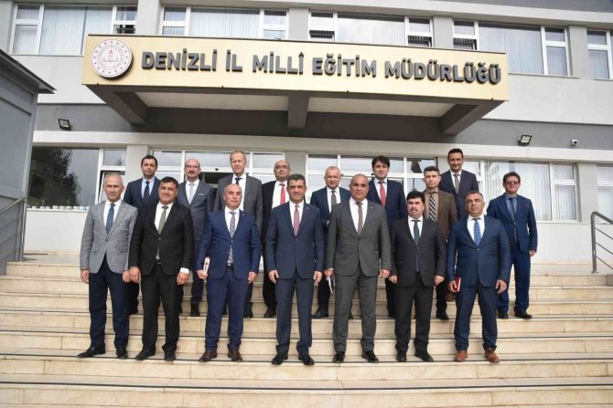 Milli Eğitim Müdürleri Eğitim Öğretim Yılı Çalışmalarını Değerlendirdi