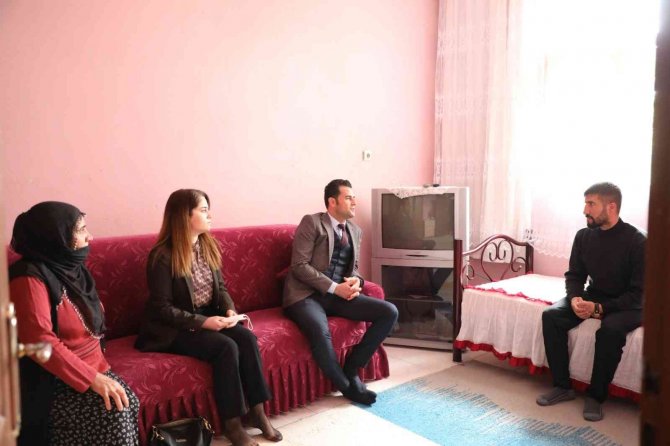 Kaymakam Beşikçi Kapı Kapı Dolaşıp Vatandaşı Dinledi