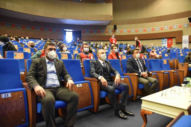 Türk Kızılayı İyilik İçin Çalışmaya Devam Ediyor