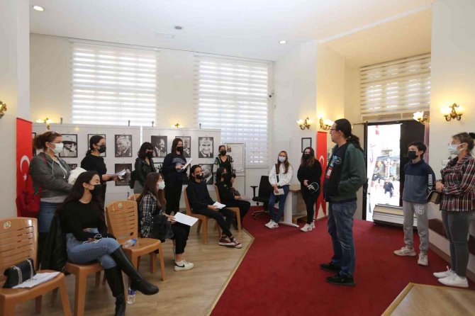 Efeler’in Tiyatro Atölyeleri İçin Yeteneklerini Sergilediler