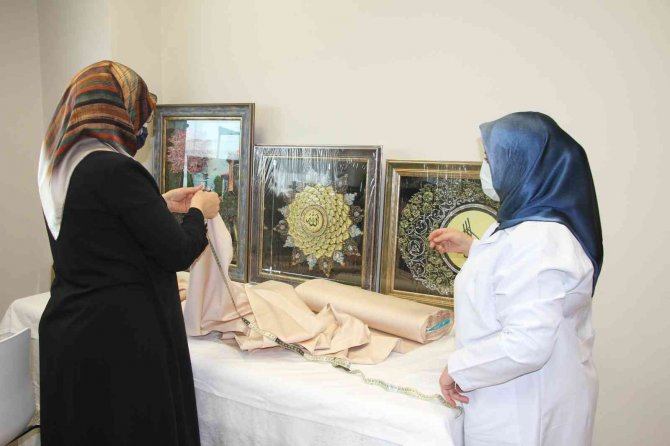 Fethi Sekin Şehir Hastanesinde Açılan El Sanatları Kursu, Vatandaşların Ekmek Kapısı Oldu