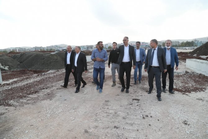 Eyyübiye’de 180 Dönümlük Millet Bahçesinde Çalışmalar Sürüyor