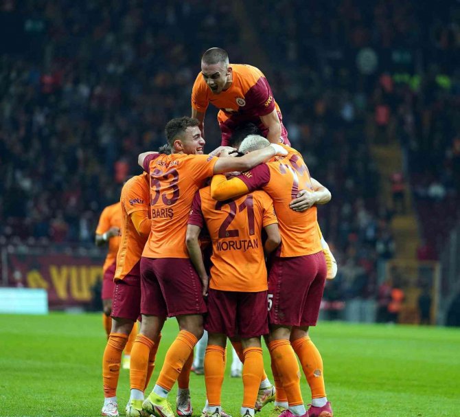 Galatasaray, Lokomotiv Moskova’yı Konuk Edecek