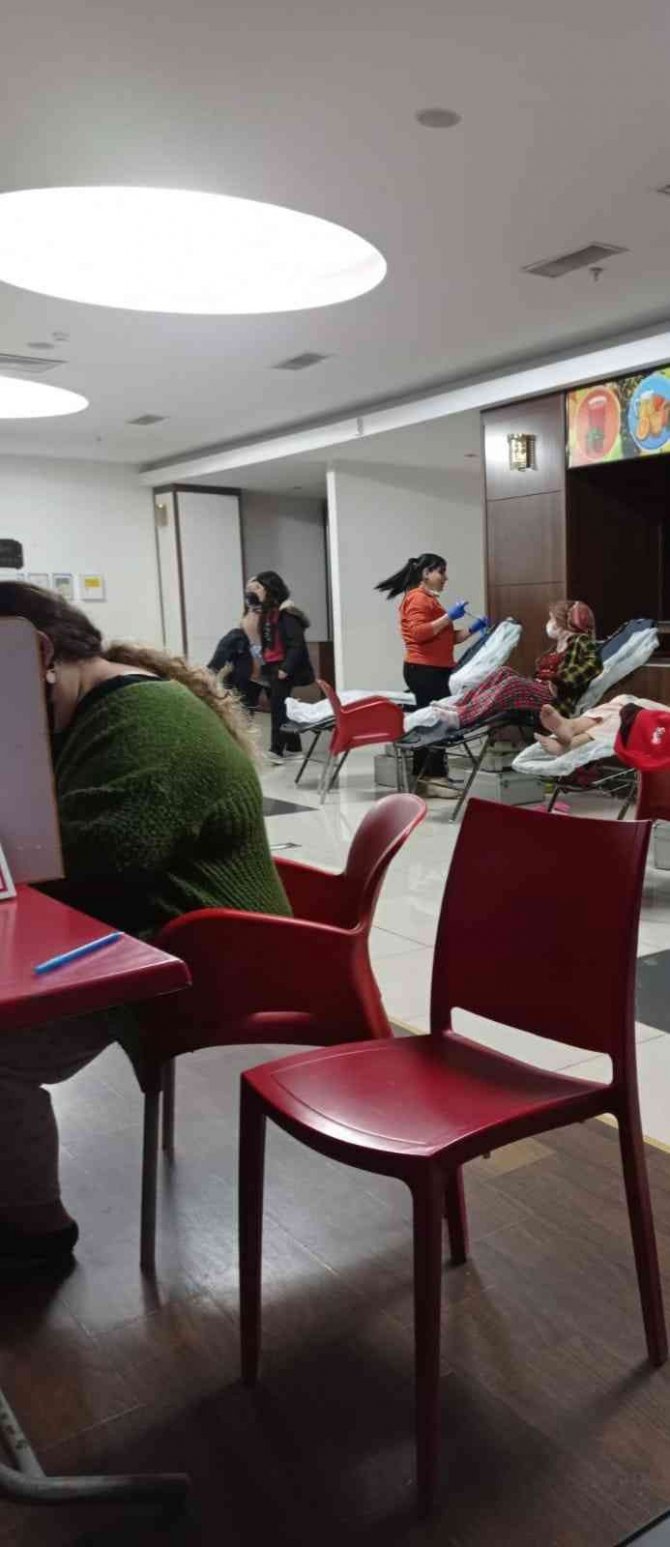 Gençlerden Örnek Hareket