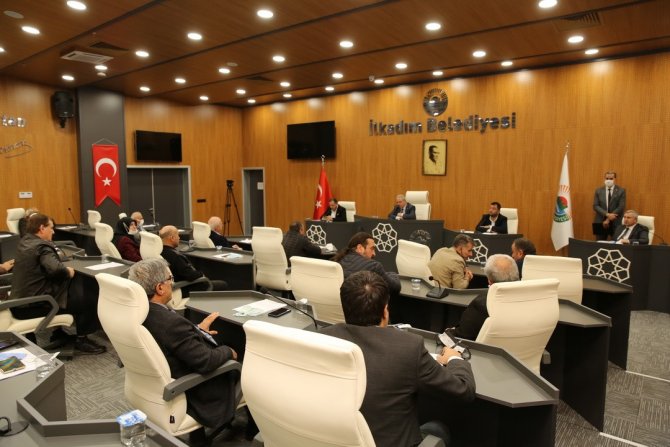 İ̇lkadım Meclisi Toplandı