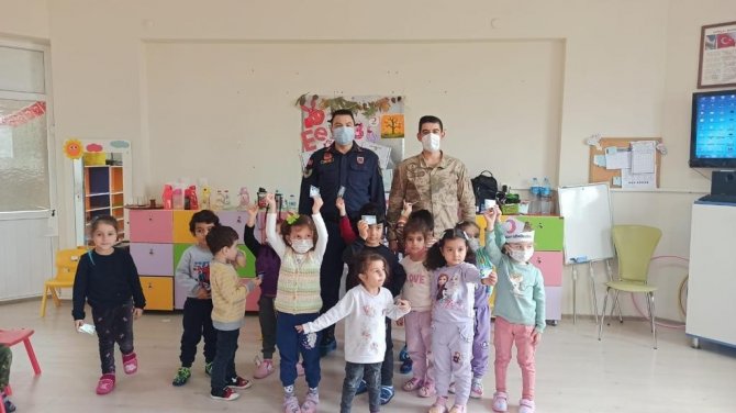 Miniklere Trafik Eğitim Semineri