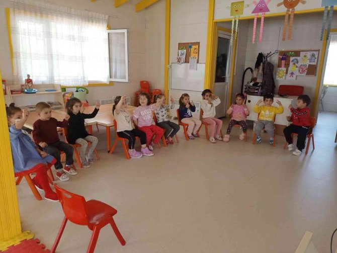 Eğlencenin Adresi Güldeste Oyun Merkezi